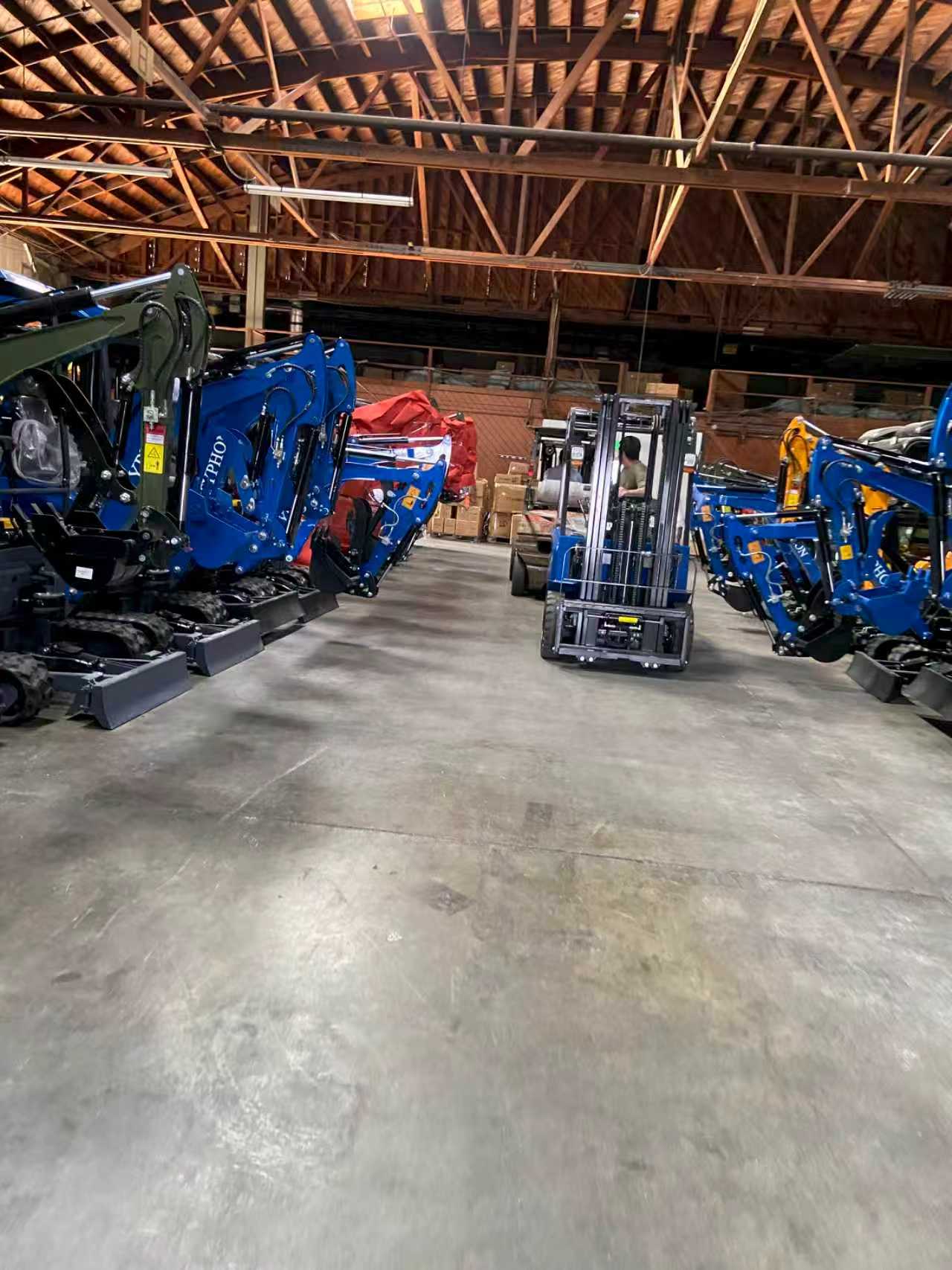 Heavy equipment available from Asia Machinery